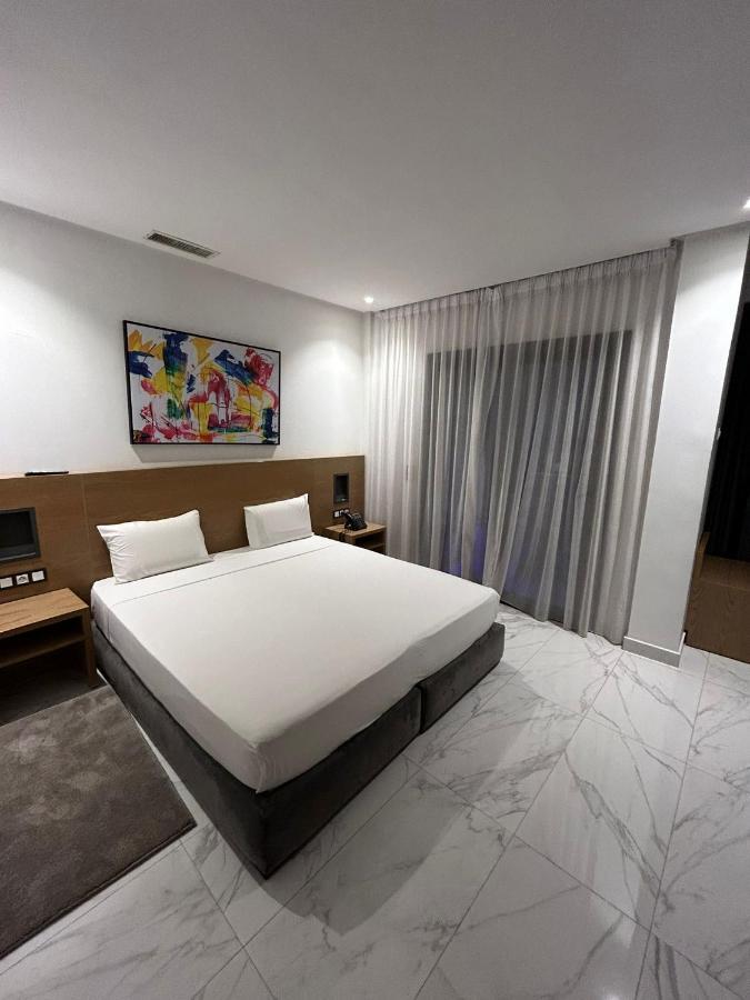 Twin Hotel Tanger Bagian luar foto